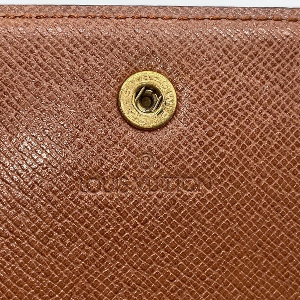 Auth Louis Vuitton Monogram
Portefeuille International MI0921 - Picture 2 of 12
